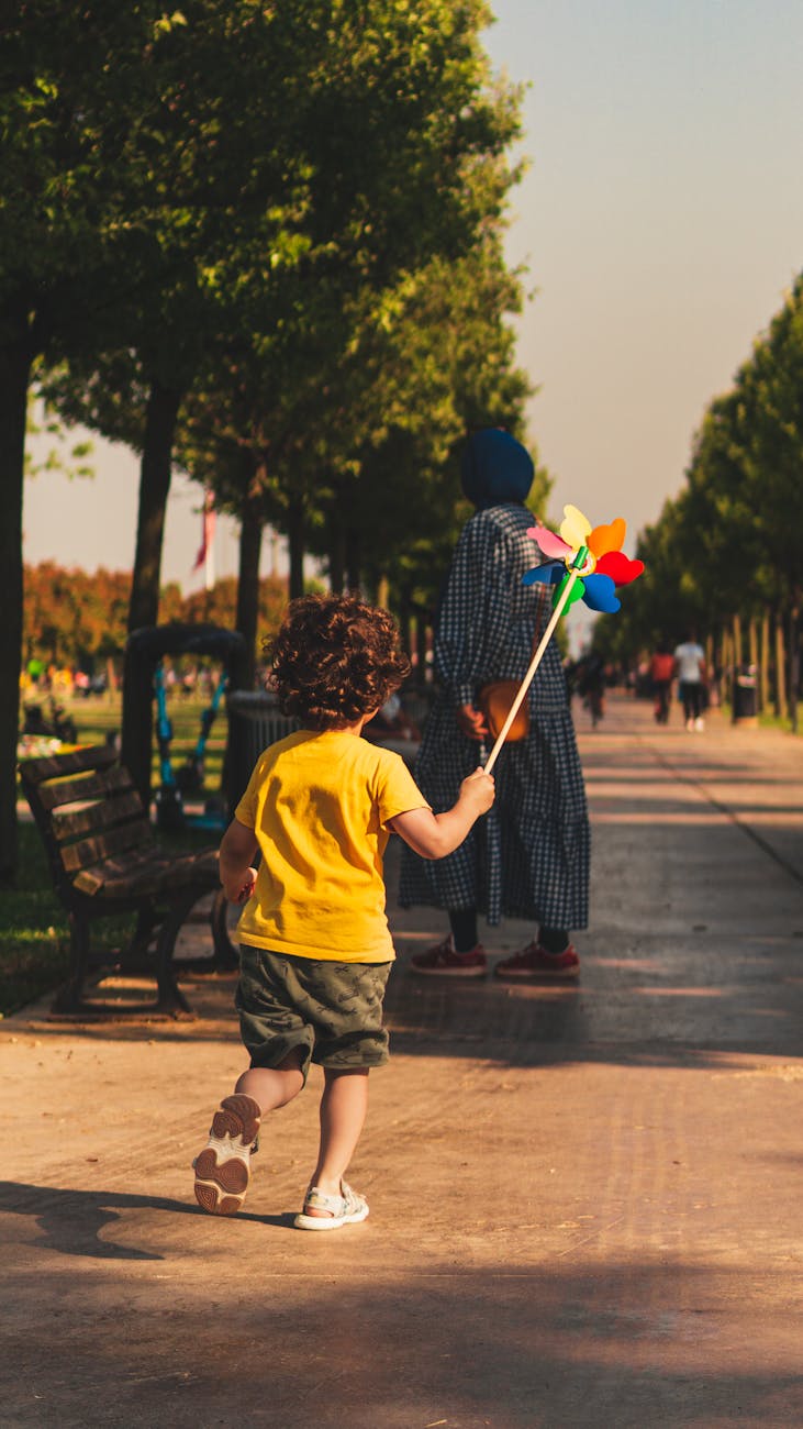Prato, We Pedibus colora Maliseti con i bambini a piedi