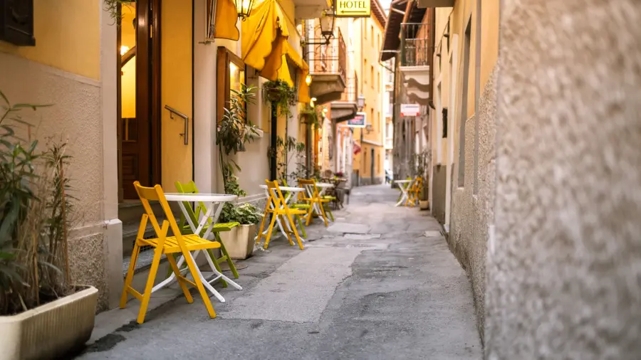 Prato, nuova illuminazione nei chiassini del centro storico