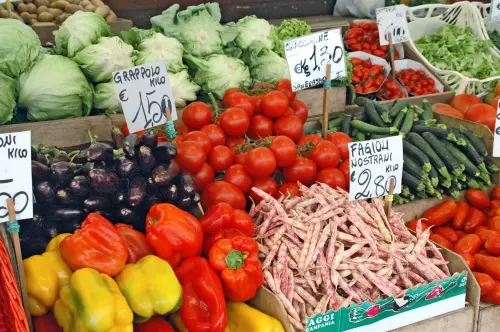 Firenze, dieci anni di legge contro lo spreco alimentare